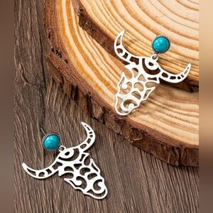Silver Bull Skull Pendant with Turquoise Accent Lightweight Earrings